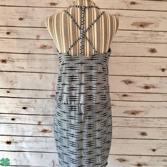 🎉2xHP🎉 Athleta Ariel Venice Swim Dress Size MP - Picture 3 of 9